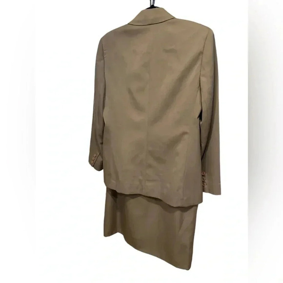 Christian Dior 100%wool khaki green skirt sets (2pcs) size 14 - Picture 6 of 13